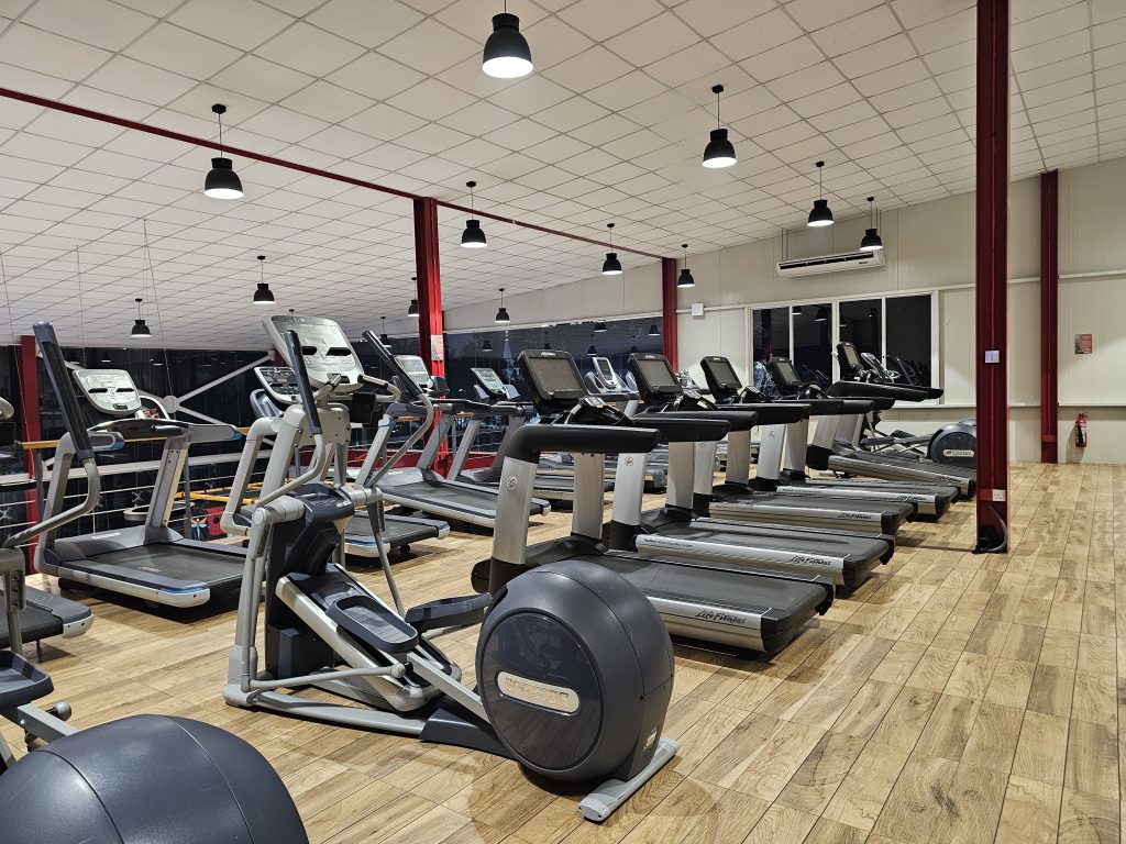 Revolucion Leisure Hub, 16 Dehiwala Road, Pepiliyana, Nugegoda, Colombo