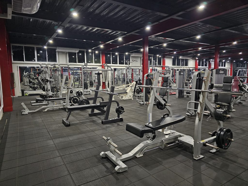 Revolucion Leisure Hub, 16 Dehiwala Road, Pepiliyana, Nugegoda, Colombo