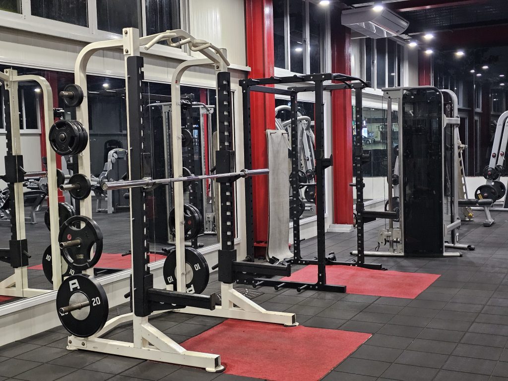 Revolucion Leisure Hub, 16 Dehiwala Road, Pepiliyana, Nugegoda, Colombo