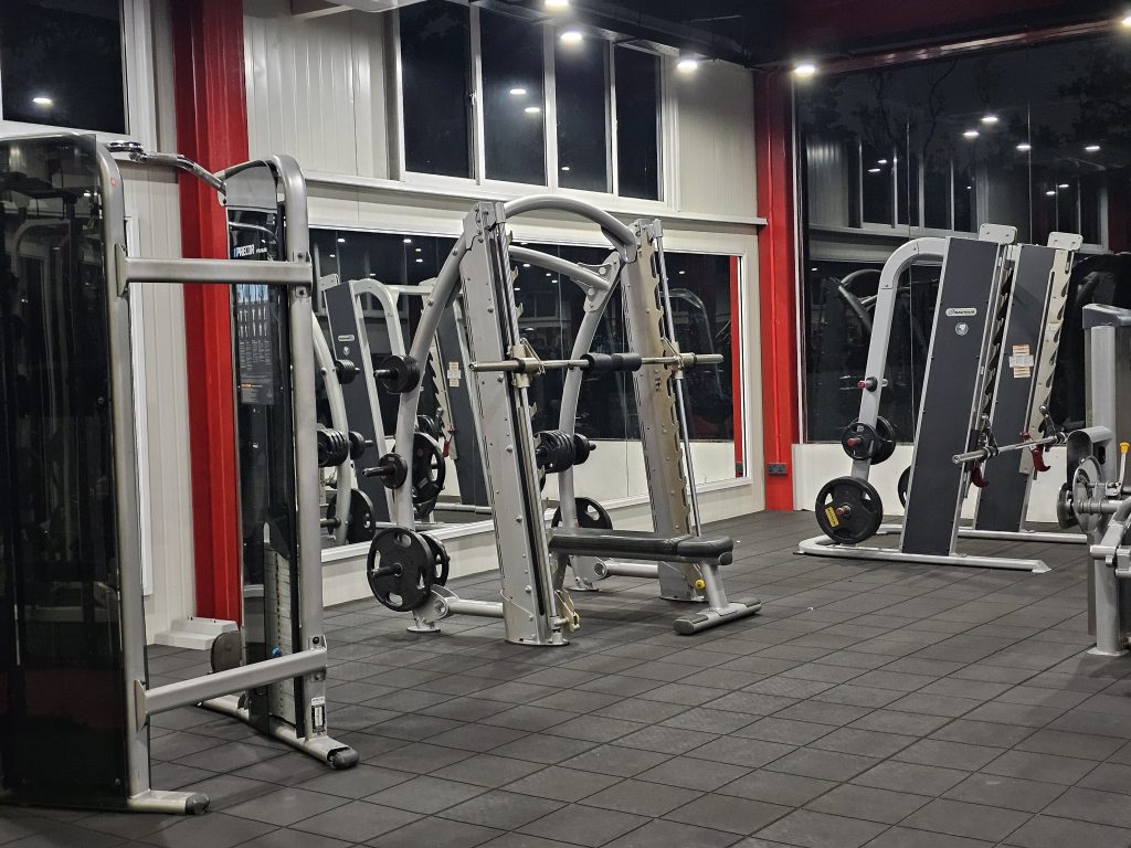 Revolucion Leisure Hub, 16 Dehiwala Road, Pepiliyana, Nugegoda, Colombo