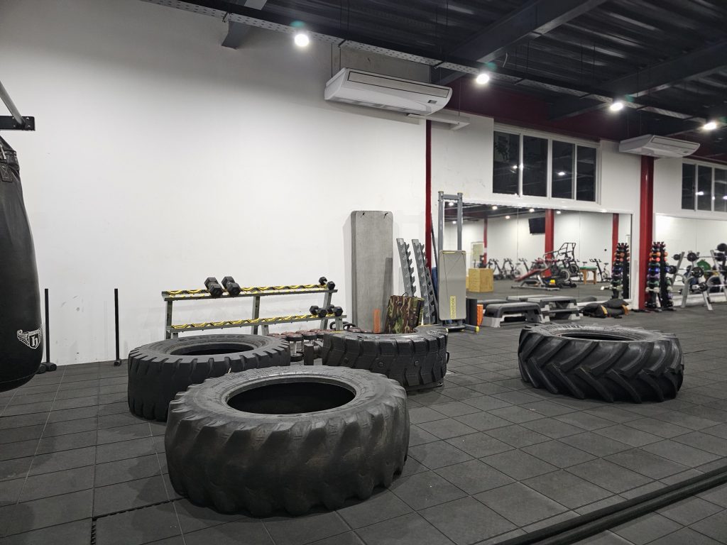 Revolucion Leisure Hub, 16 Dehiwala Road, Pepiliyana, Nugegoda, Colombo
